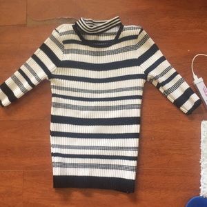 2 for 20$ Cutout stripe t-shirt